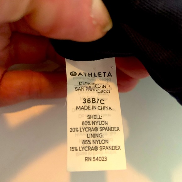 Athleta Summerland Navy Bikini Top NWT Women’s Size 36 B/C - Picture 7 of 9